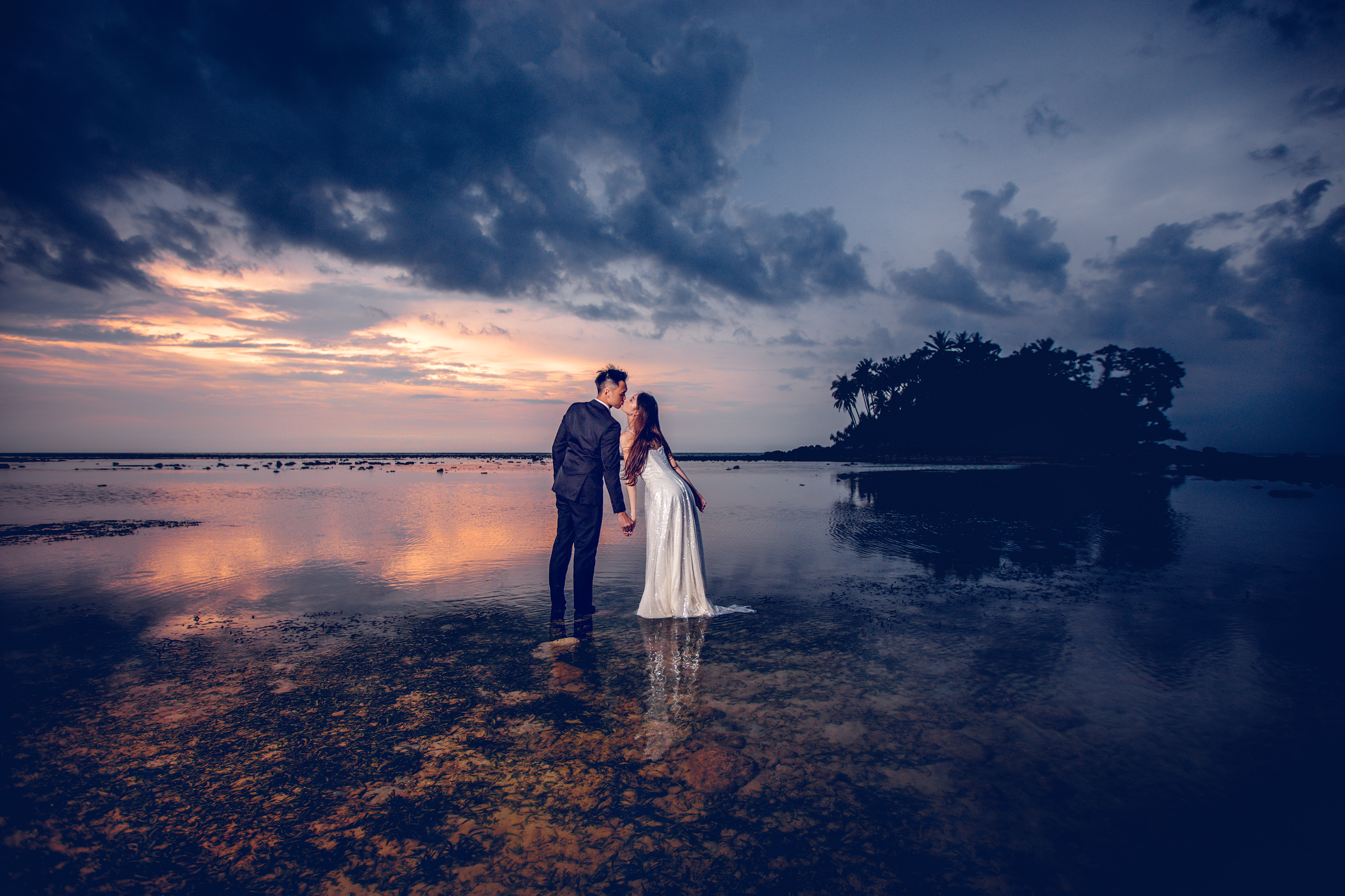 pre wedding photoshoot at koh pling naiyang beach phuket
