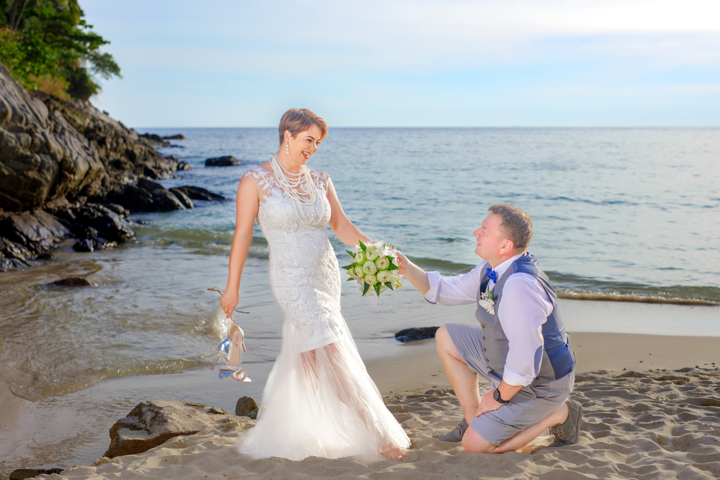 wedding photography at merlin beach phuket