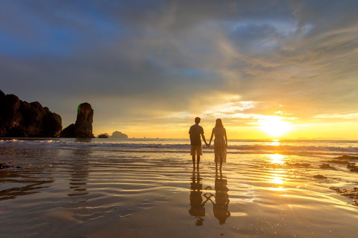 Couple Anniversary photoshoot at Pai Plong Beach Ao nang Krabi