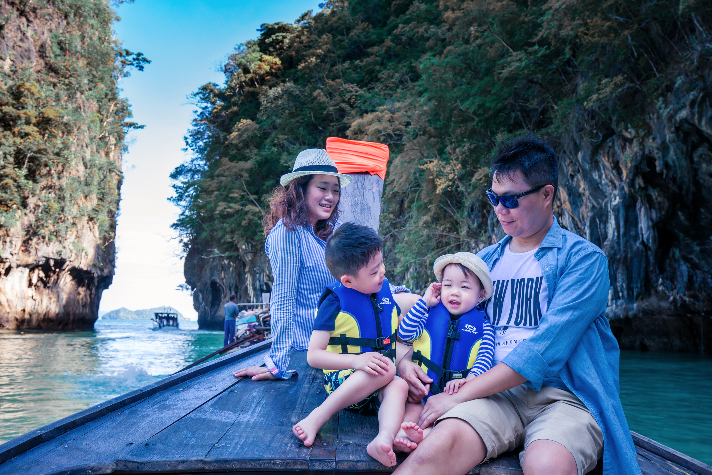family photoshoot at Koh Hong Krabi Thailand