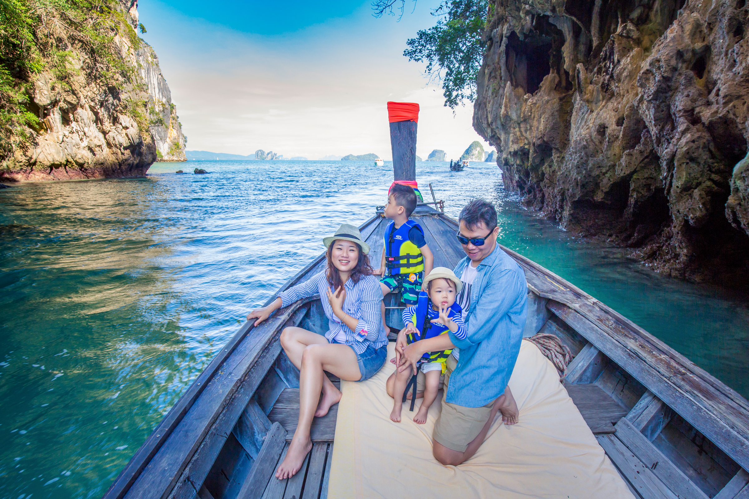 family photoshoot at Koh Hong Krabi Thailand