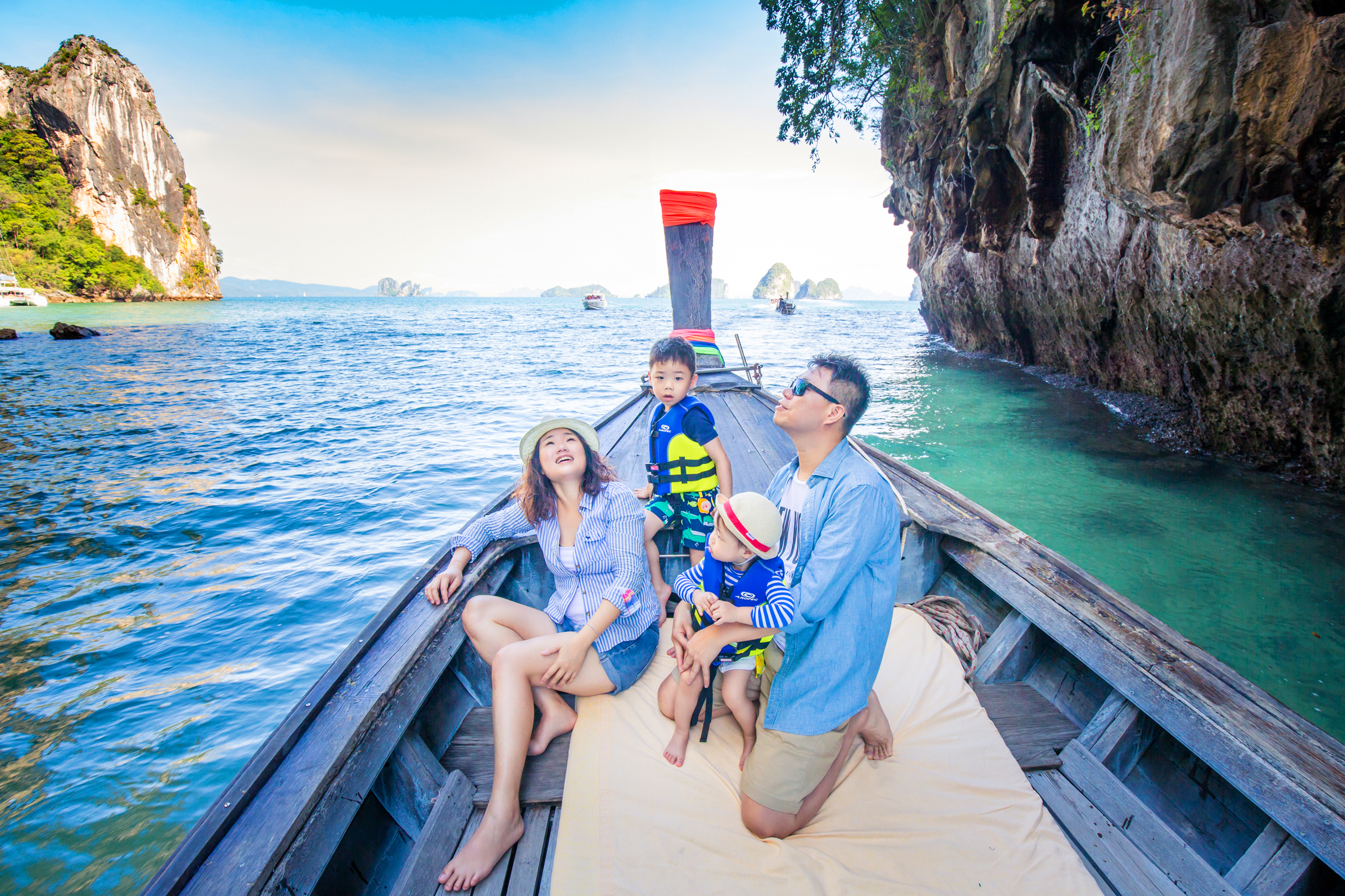 family photoshoot at Koh Hong Krabi Thailand