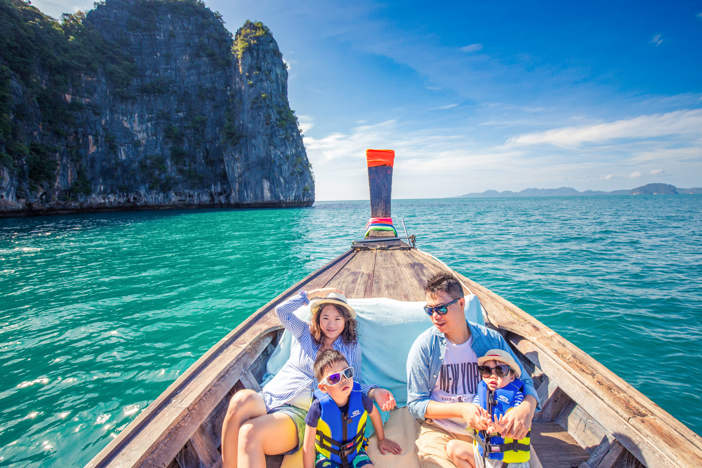family photoshoot at Koh Hong Krabi Thailand
