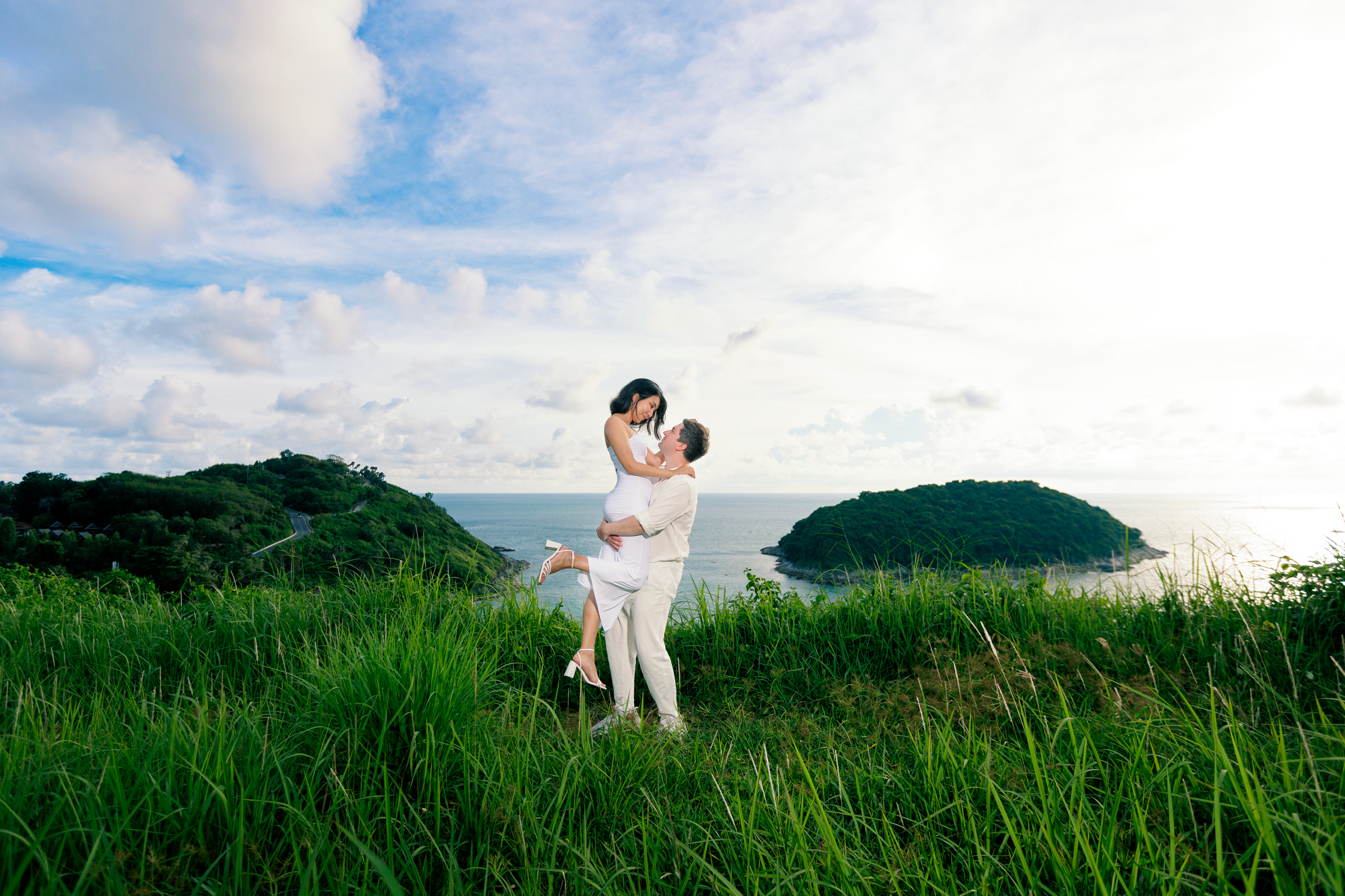 couple photoshoot at windmill viewpoint phuket