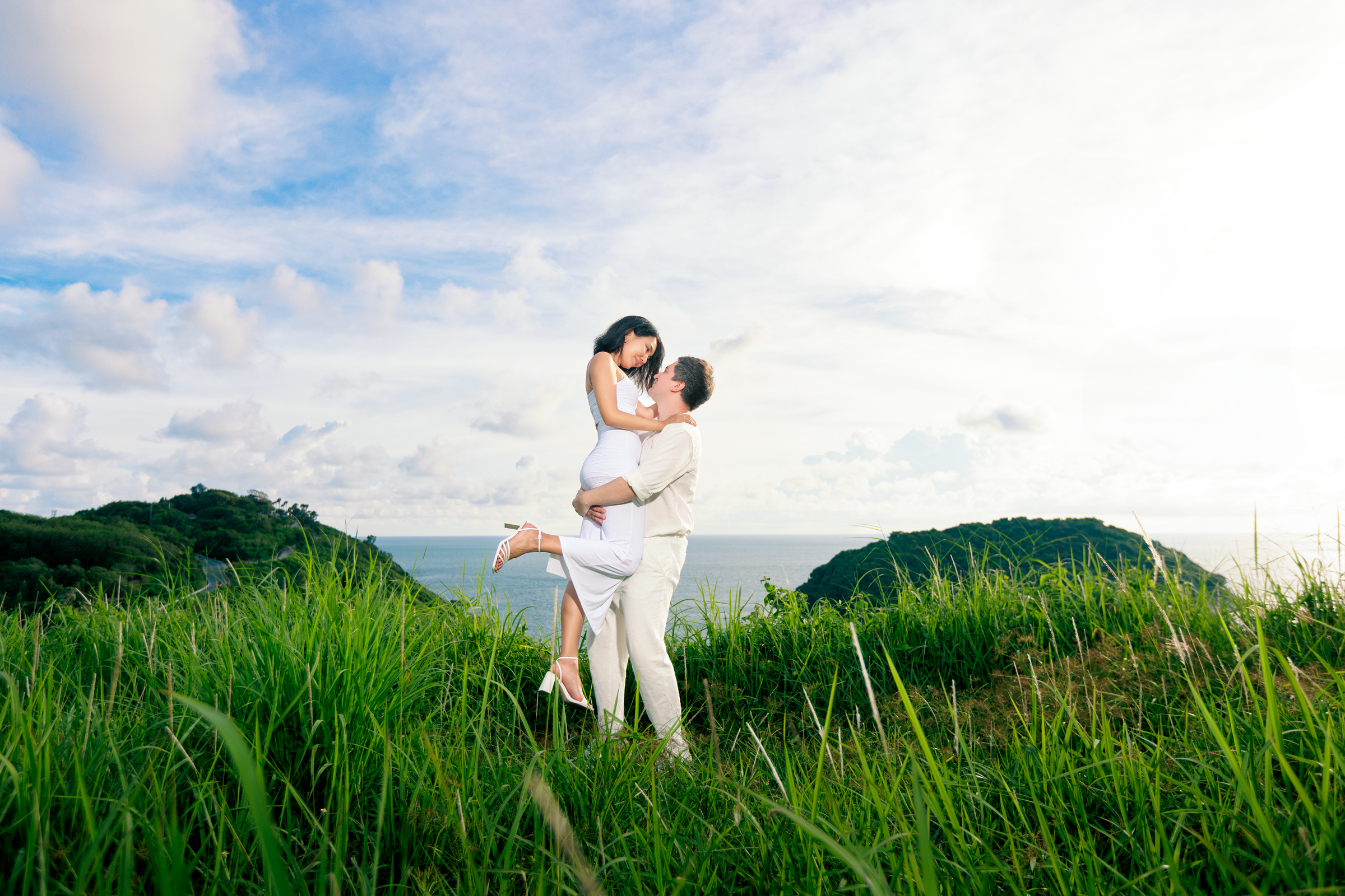 couple photoshoot at windmill viewpoint phuket