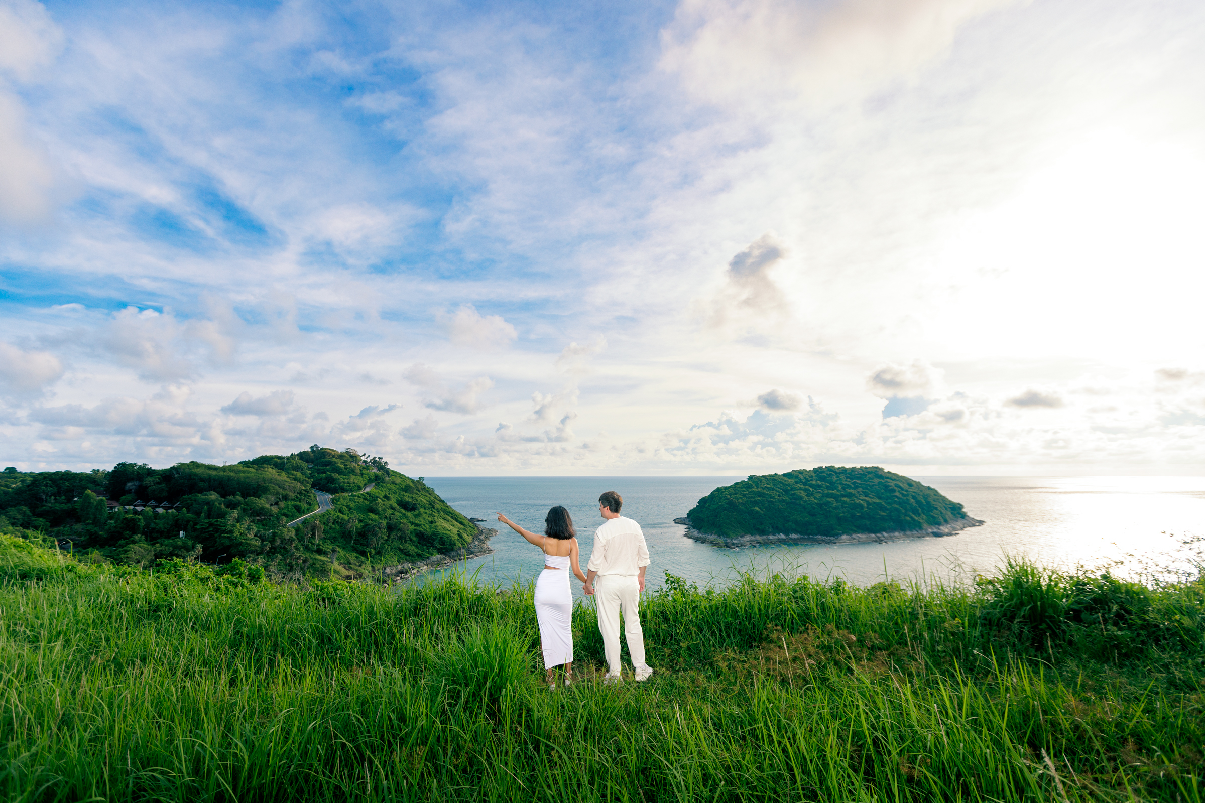 couple photoshoot at windmill viewpoint phuket
