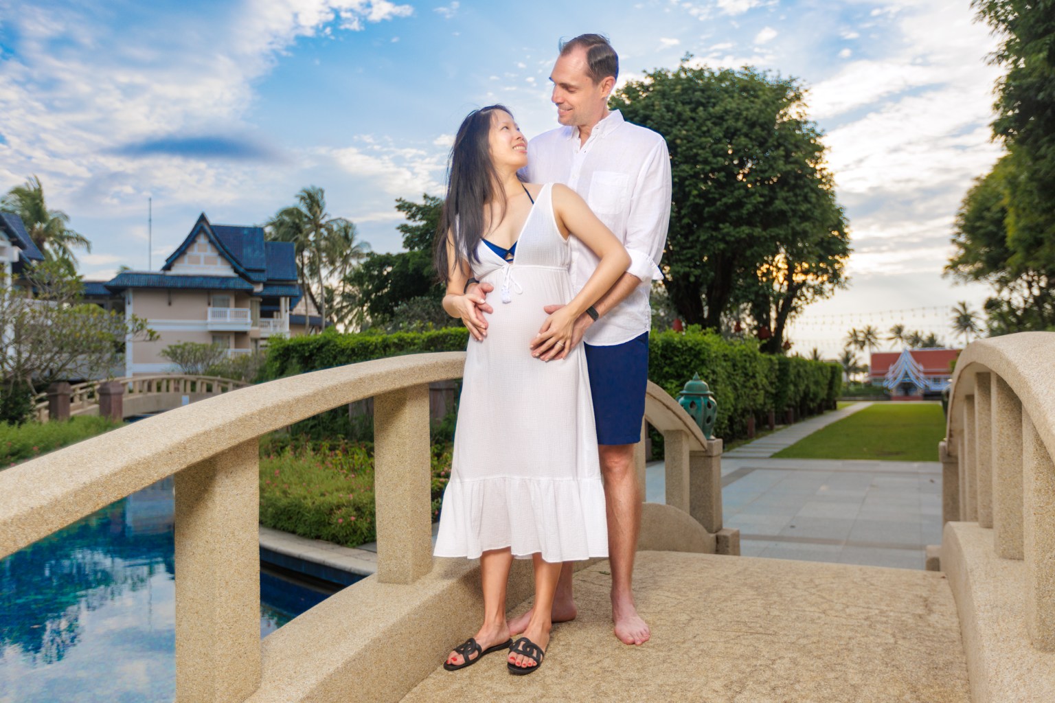 Maternity photoshoot at Angsana Laguna Bang tao beach Phuket