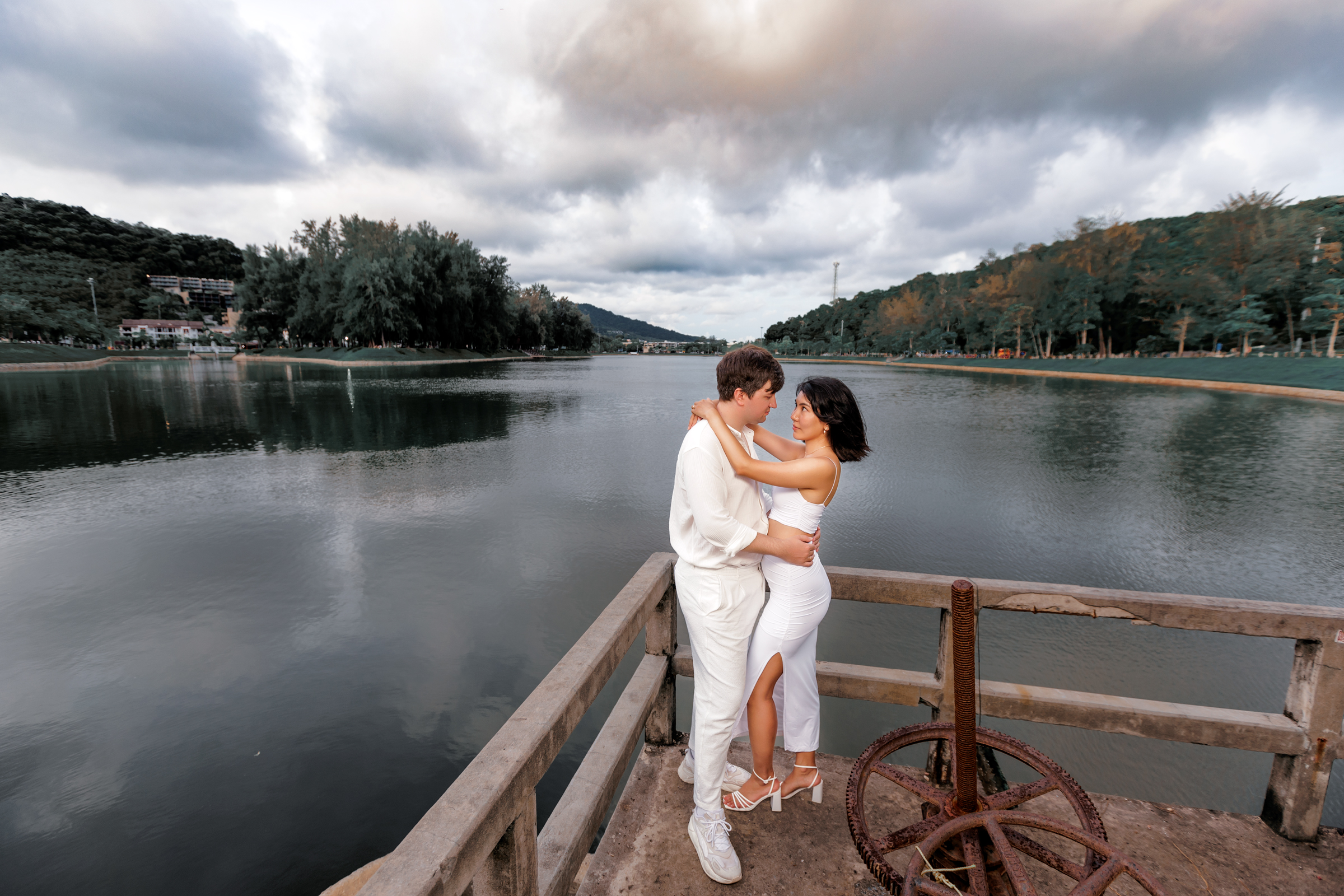 couple photoshoot at Ban nai harn park phuket
