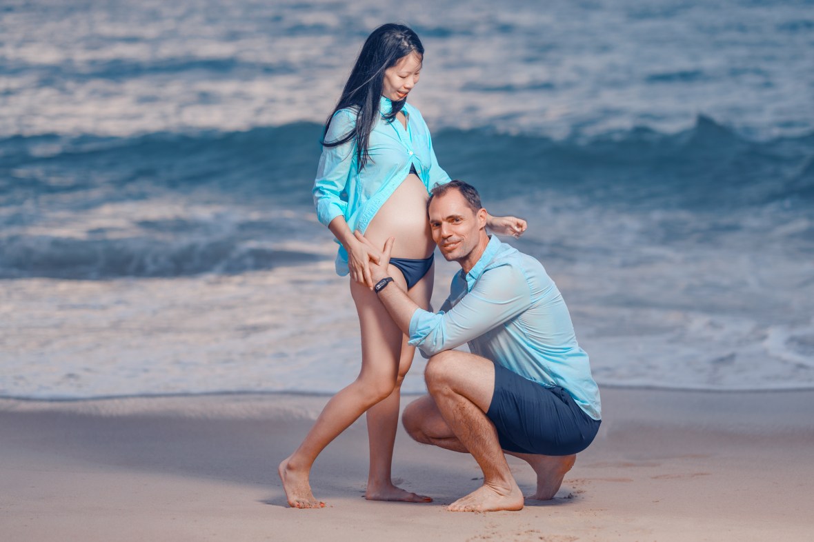 Maternity photoshoot at Angsana Laguna Bang tao beach Phuket