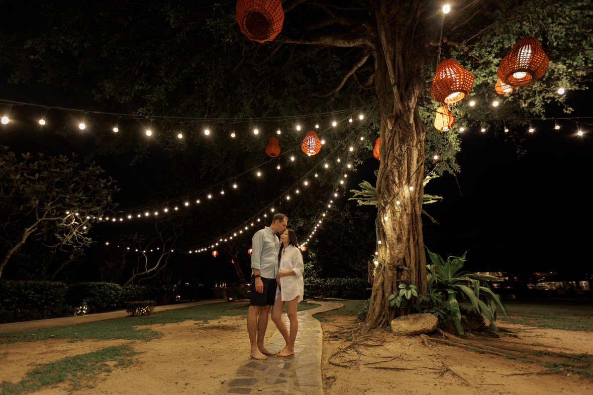 Maternity photoshoot at Angsana Laguna Bang tao beach Phuket
