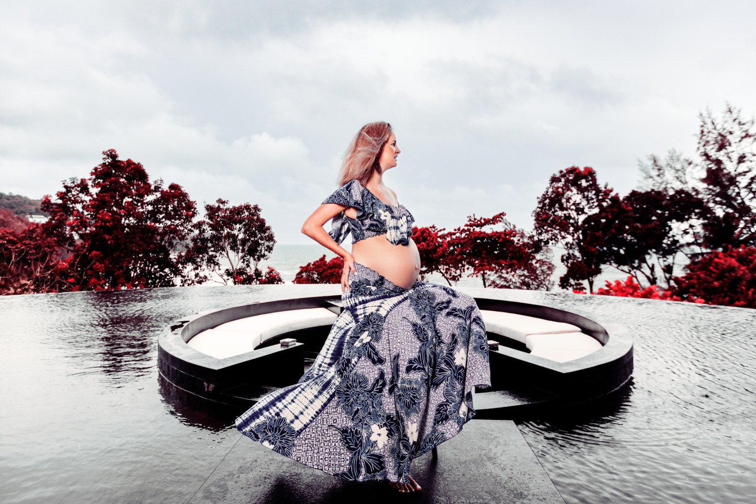 maternity photoshoot at pullman naithon beach phuket