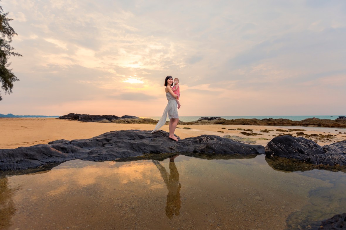 Family photoshoot at KHAO LAK PHANG-NGA