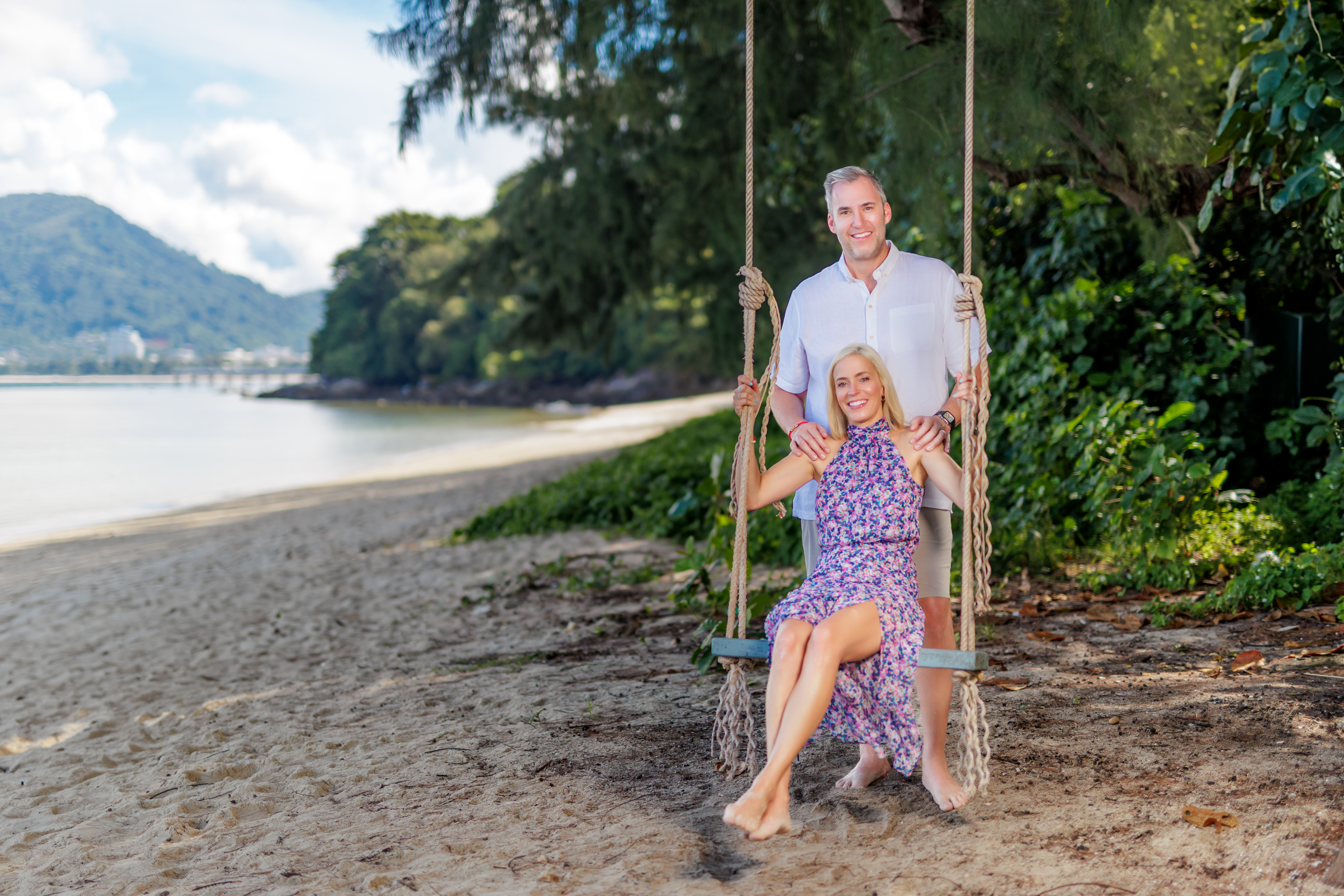 Honeymoon couple photoshoot at Tri Trang Beach Phuket