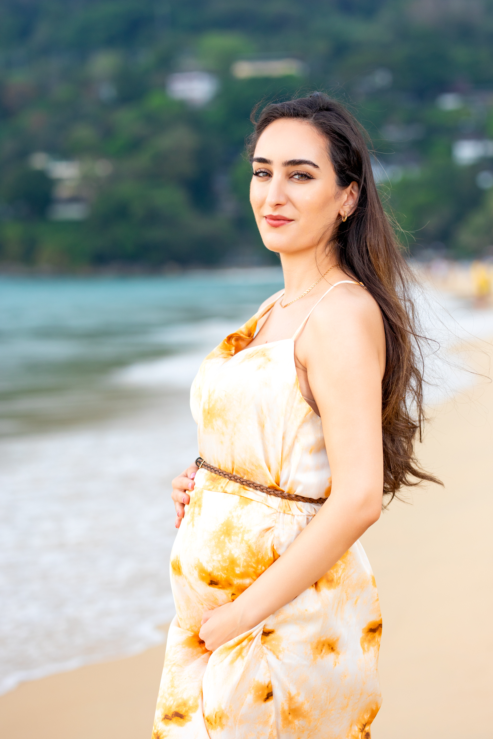 Maternity photoshoot at karon beach Phuket
