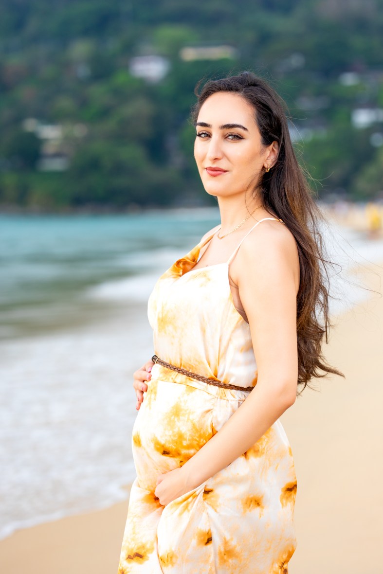 Maternity photoshoot at karon beach Phuket