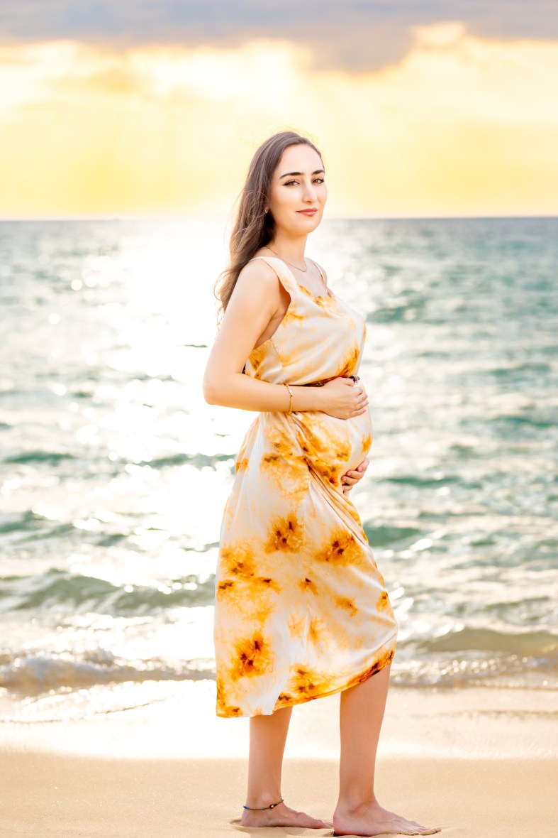 Maternity photoshoot at karon beach Phuket