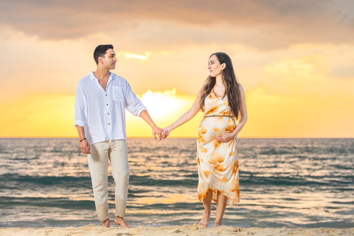 Maternity photoshoot at karon beach Phuket