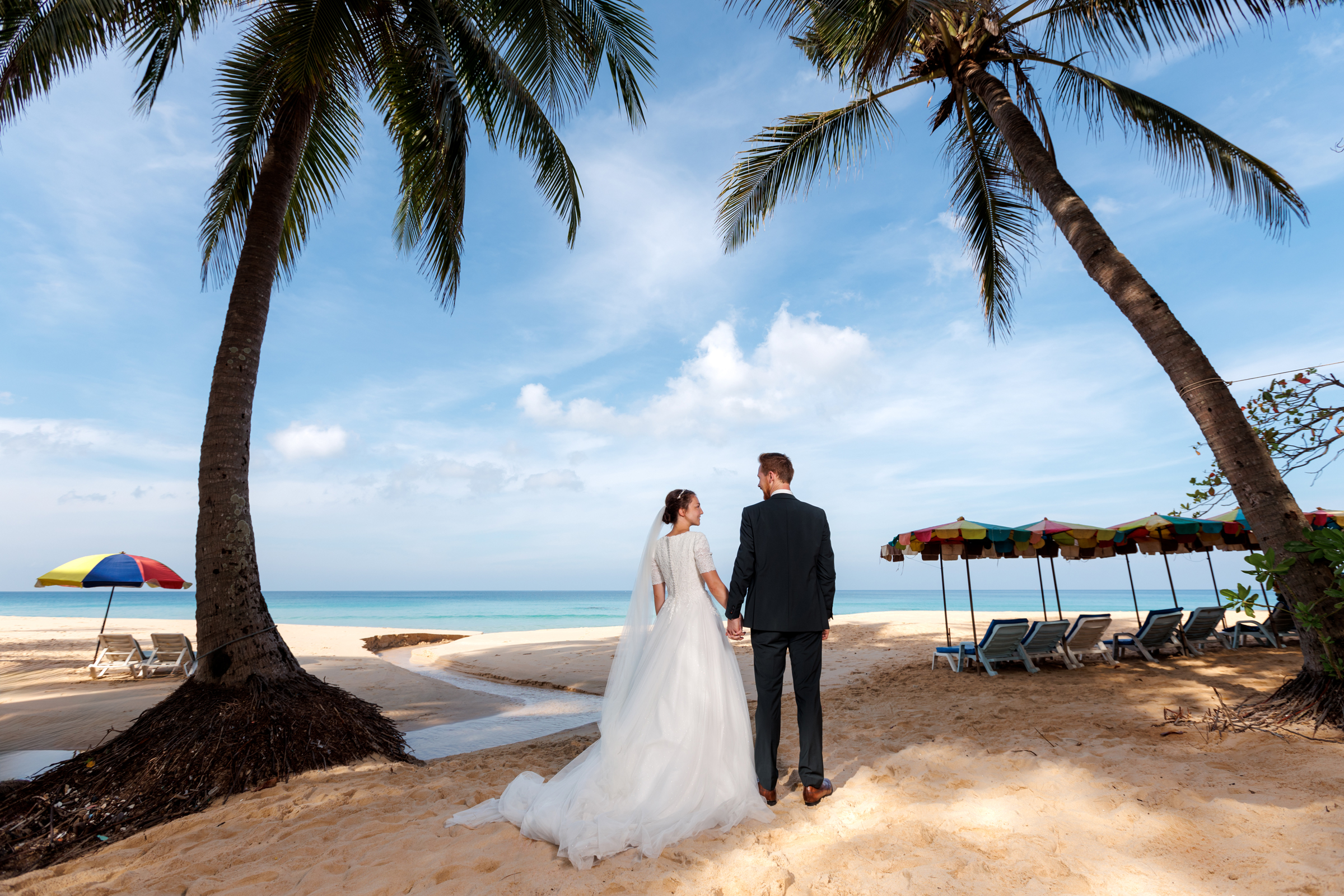 pre wedding photoshoot at surin beach phuket