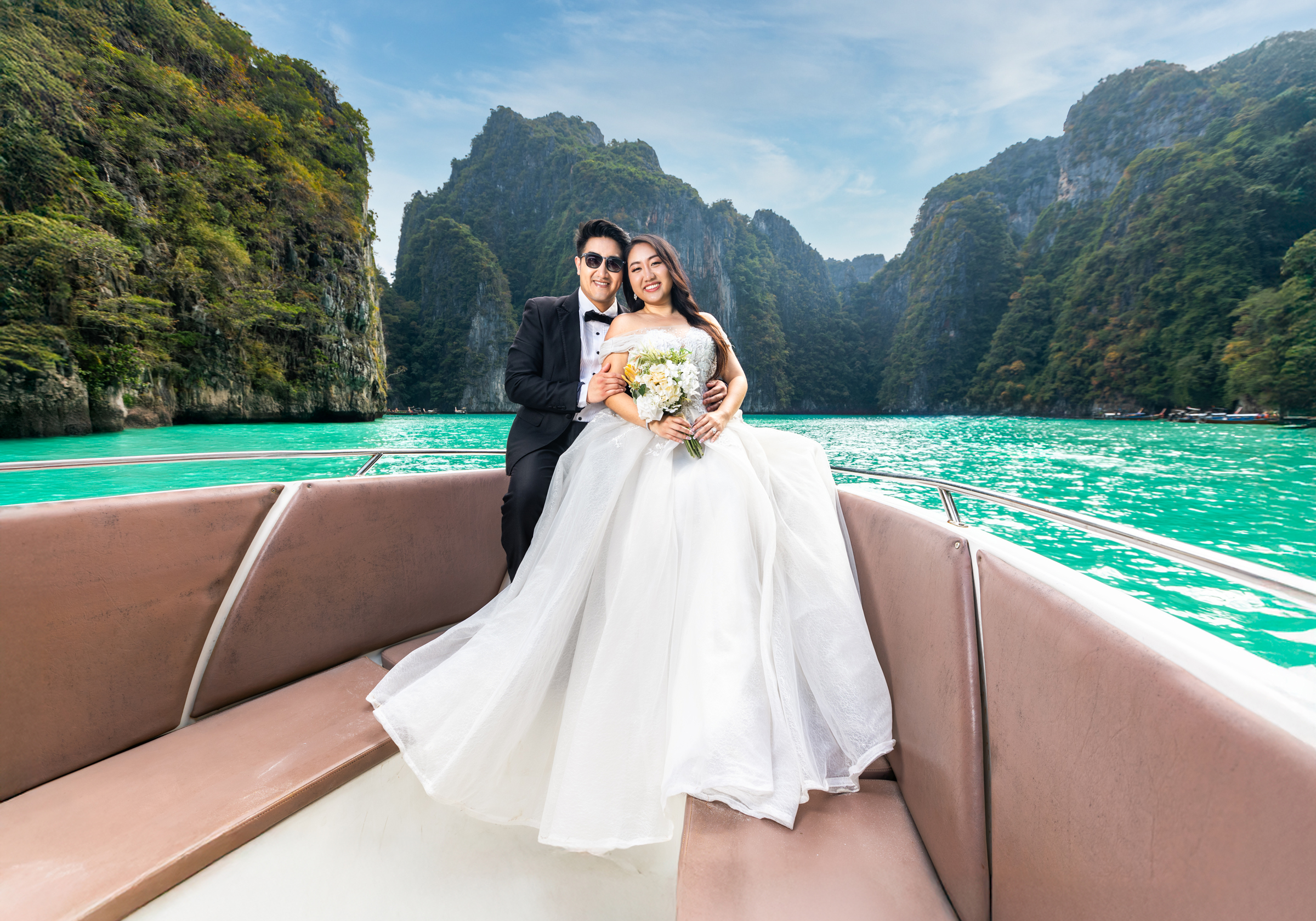 pre wedding photoshoot at pileh lagoon phi phi island krabi