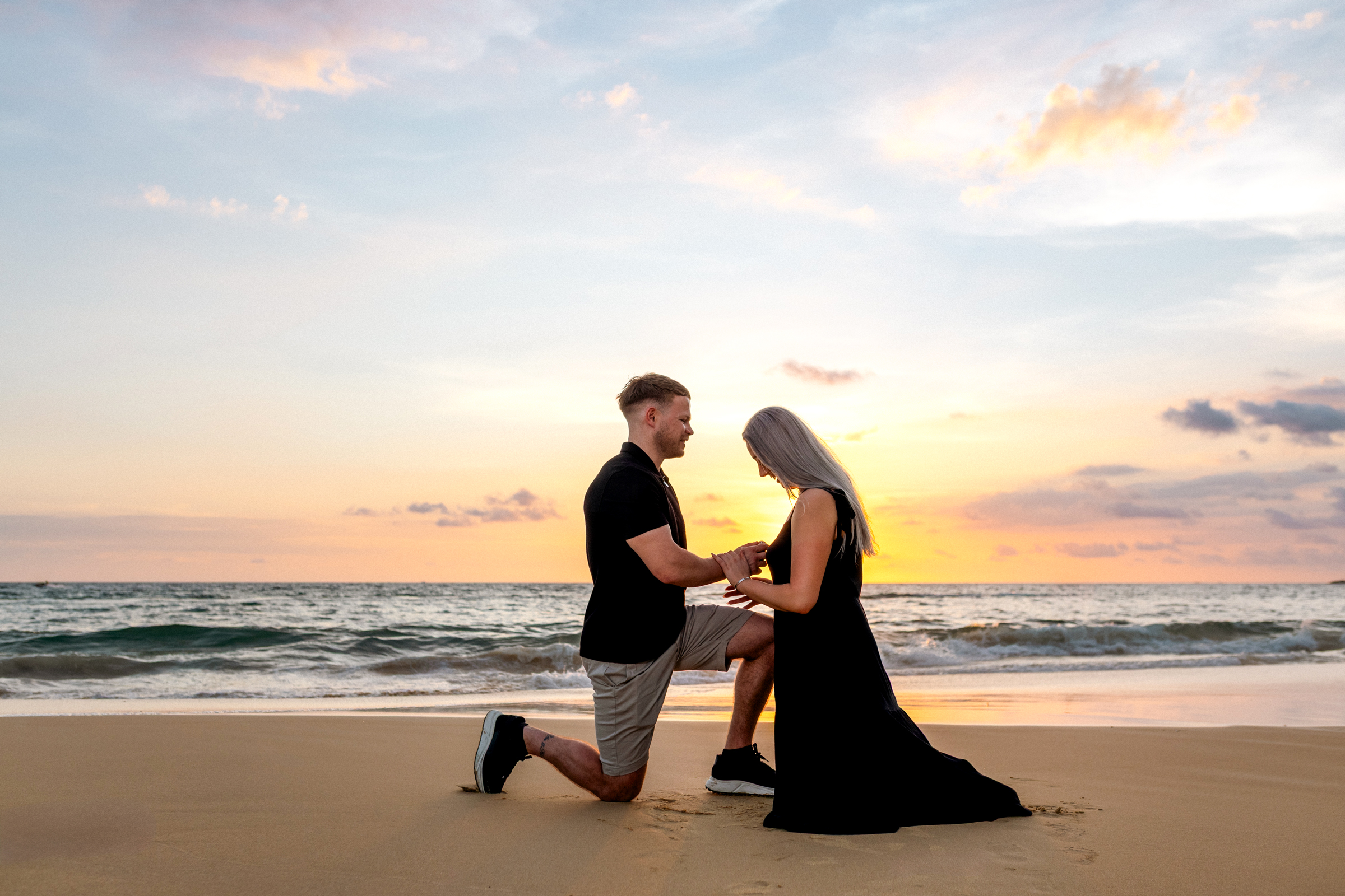 engagement photoshoot sa sunset at karon beach phuket