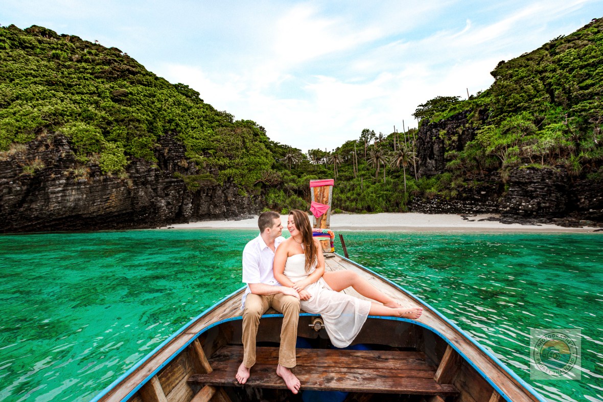 engagement photography on long tail boat at nui bay phi phi island krabi