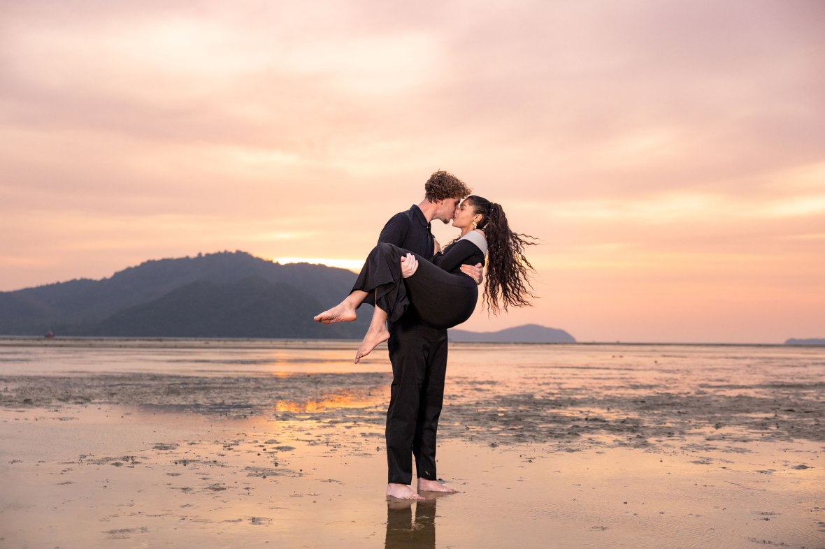 engagement photography at sunrise beach phuket