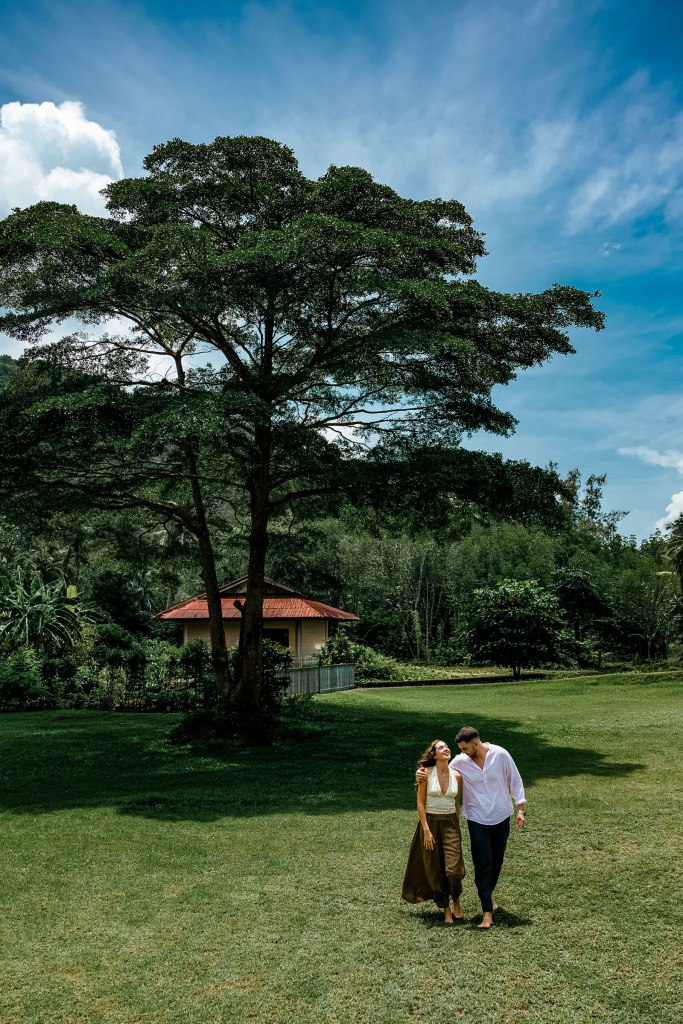 couple photoshoot at koh yao noi phang-nga
