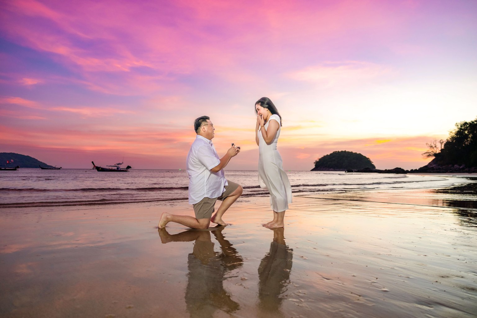 suprise marriage proposal photoshoot at kata beach phuket